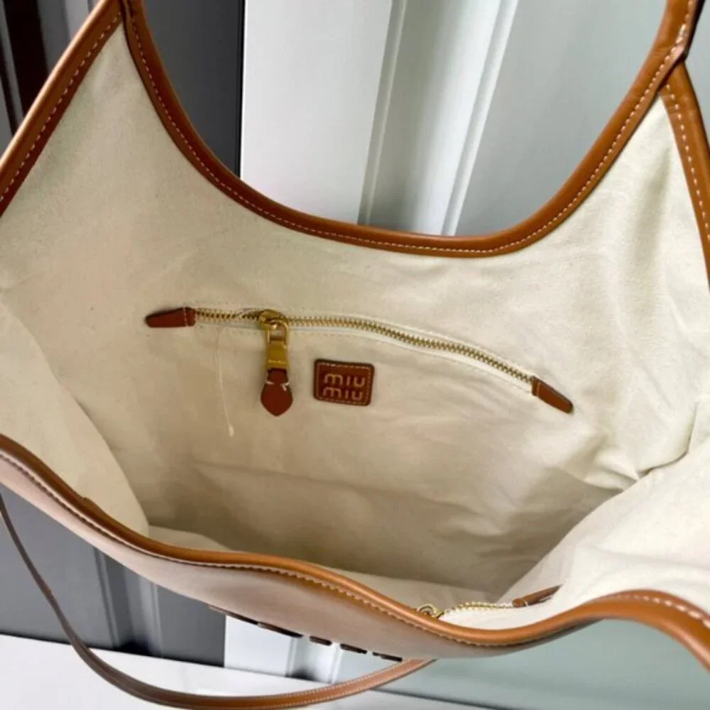 Miu Miu Ivy Suede And Crochet Shoulder Bag - Picture 8 of 9